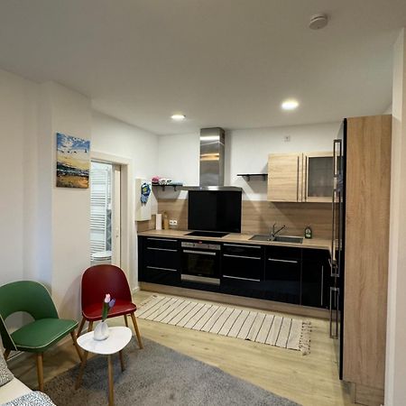 Near Holstentor Modern Apartment Near The Center With Wifi Lubeck Luaran gambar